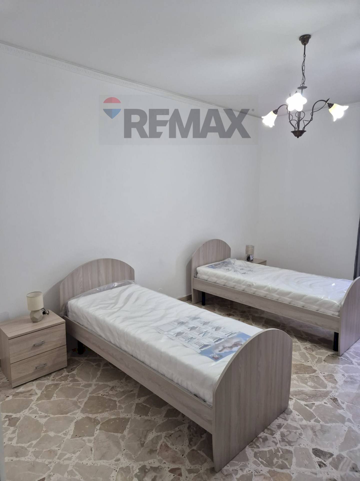 Camera / camera da letto - Terreno non edificabile Via Carmelo Lazzaro
 
43, Palermo - foto 2
