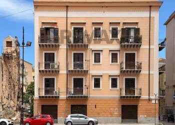 Edificio all\'aperto - Bilocale Via Albergheria
159, Palermo - foto 4
