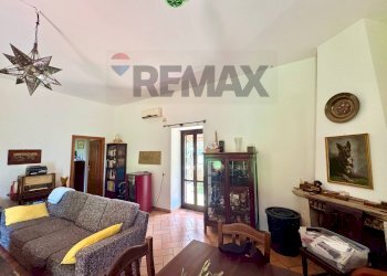 Sala da pranzo - Apartment Via Genovesi
 
2, Alvignano - photo 9