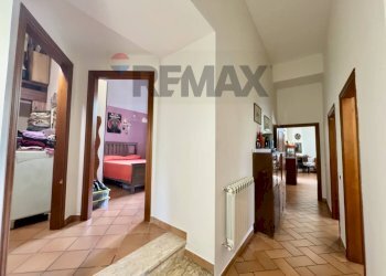 Hall / corridoio - Apartment Via Genovesi
 
2, Alvignano - photo 10