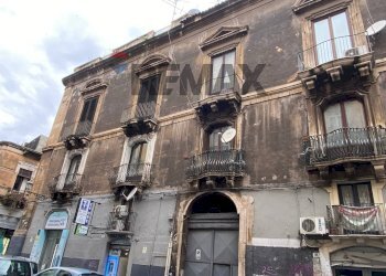 Edificio all\'aperto - One-room apartment Via Giuseppe Garibaldi
 
108, Catania - photo 2