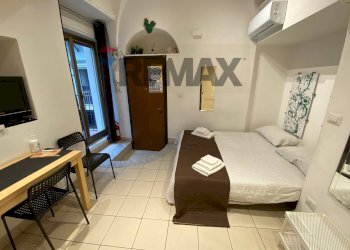 Camera / camera da letto - One-room apartment Via Giuseppe Garibaldi
 
108, Catania - photo 10