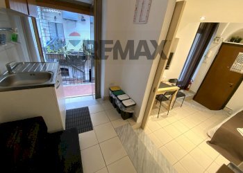 Soggiorno - One-room apartment Via Giuseppe Garibaldi
 
108, Catania - photo 14