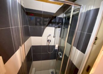 Bagno - One-room apartment Via Giuseppe Garibaldi
 
108, Catania - photo 19