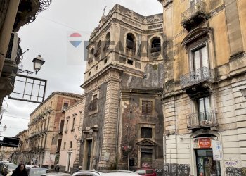 Edificio all\'aperto - One-room apartment Via Giuseppe Garibaldi
 
108, Catania - photo 22