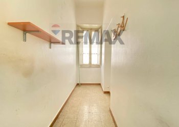 Hall / corridoio - Three-room apartment Via Santa Maria Della Catena
 
149, Catania - photo 22