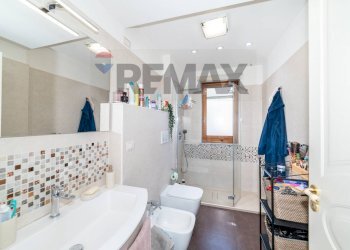 Bagno - Quadrilocale Via Finocchiari
 
69, Aci Catena - foto 12