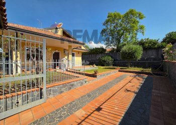 Spazio esterno - Villa Via dei Gigli
 
4, Mascalucia - foto 5