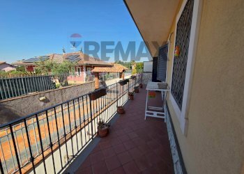 Balcone - Villa Via dei Gigli
 
4, Mascalucia - foto 9
