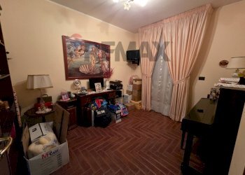 Camera - Villa Via dei Gigli
 
4, Mascalucia - foto 28
