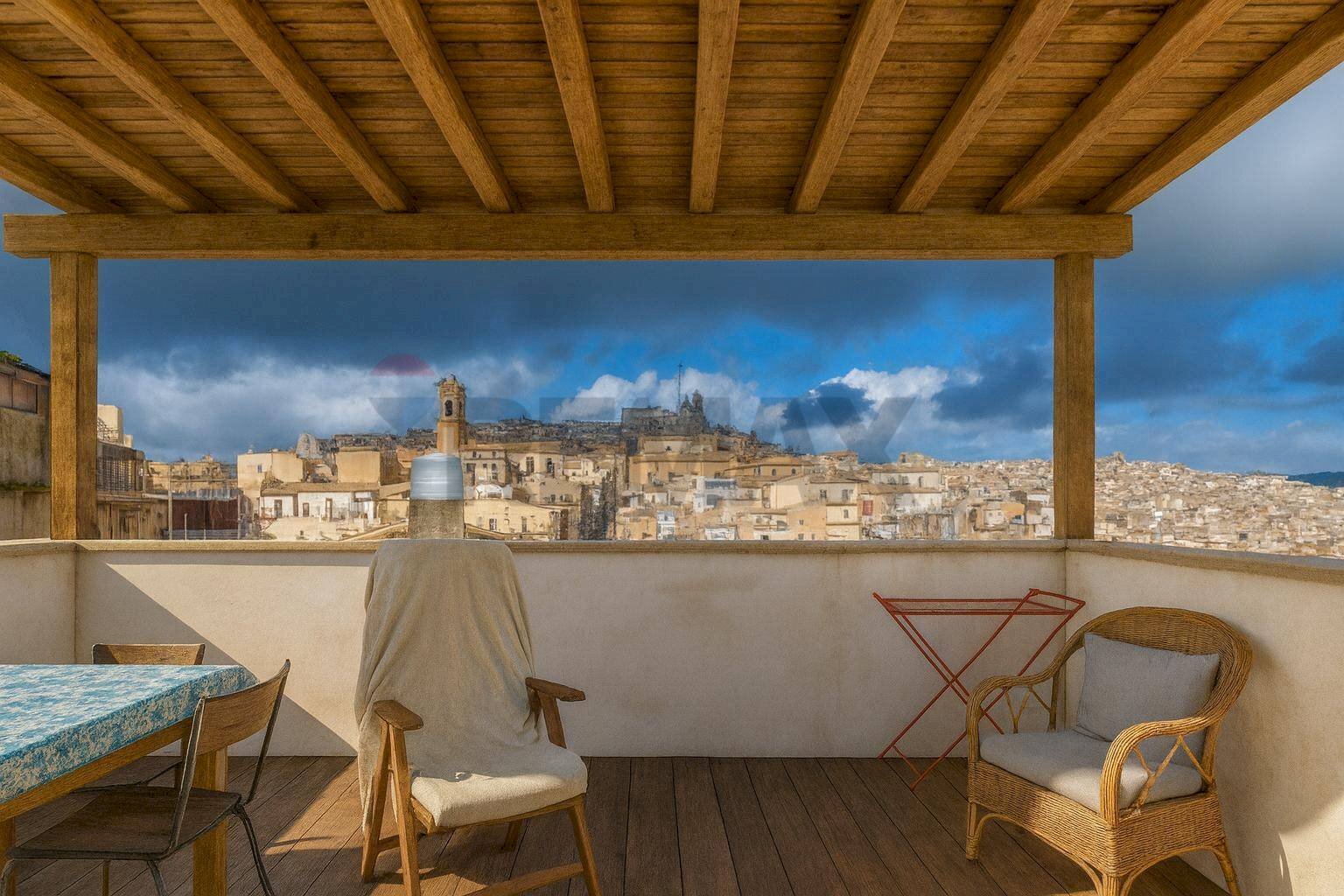 Terrazza - Casa indipendente Via Calì
56, Caltagirone - foto 2
