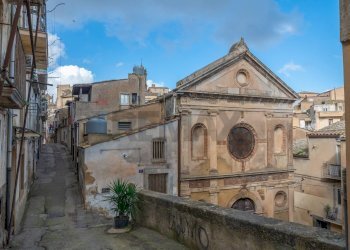 Edificio all\'aperto - Casa indipendente Via Calì
 
56, Caltagirone - foto 5