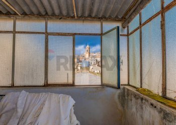 Stanza vuota - Casa indipendente Via Calì
 
56, Caltagirone - foto 26