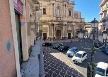 Edificio all\'aperto - Office Piazza Indipendenza
47, Paterno - photo 10