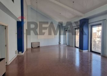 Stanza vuota - Office Piazza Indipendenza
47, Paterno - photo 15