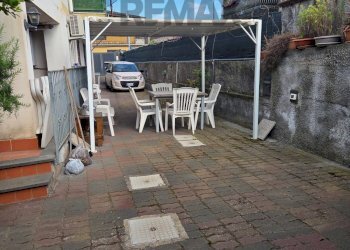 Terrazza - Casa semi indipendente Via Etnea
 
461, Tremestieri Etneo - foto 1