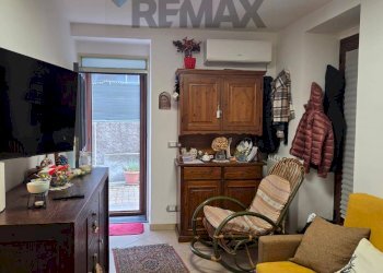 Soggiorno - Casa semi indipendente Via Etnea
 
461, Tremestieri Etneo - foto 11