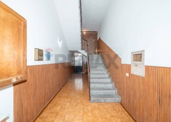 Ricezione / Lobby - Quadrilocale Via Francesco Strano
 
76, Aci Catena - foto 2