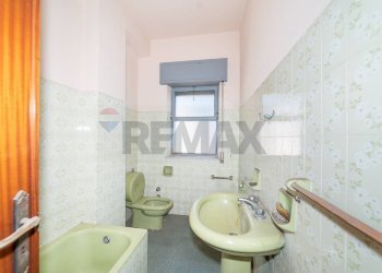 Bagno - Quadrilocale Via Francesco Strano
 
76, Aci Catena - foto 17