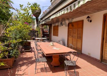 Terrazza - Villa Via IV Novembre
 
22, Sant'Agata Li Battiati - foto 14