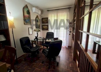 Ufficio - Villa Via IV Novembre
 
22, Sant'Agata Li Battiati - foto 28