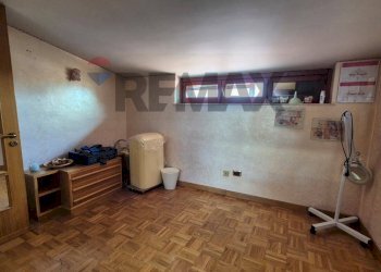 Stanza vuota - Villa Via IV Novembre
 
22, Sant'Agata Li Battiati - foto 44
