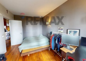 Camera / camera da letto - Four-room apartment Rodano - photo 26