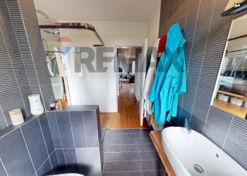 Bagno - Four-room apartment Rodano - photo 32