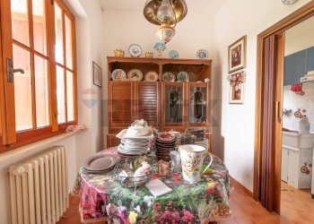 Sala da pranzo - Casa indipendente Serra San Quirico - foto 6