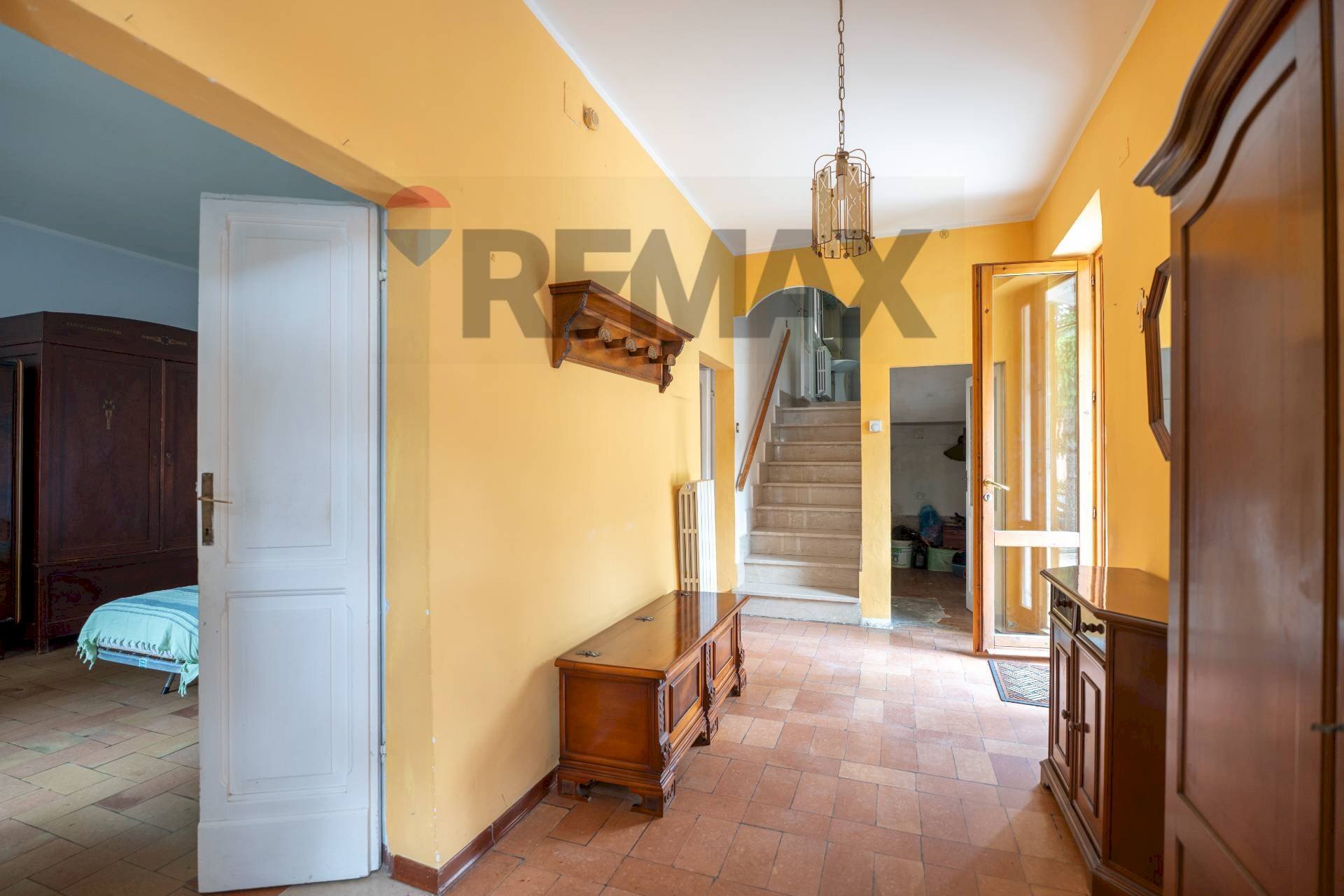 Hall / corridoio - Casa semi indipendente VIA DANTE ALIGHIERI
2, Rosora - foto 2
