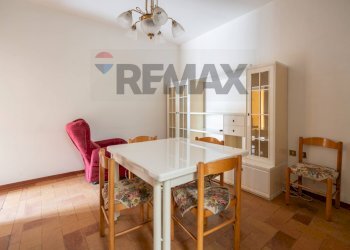 Sala da pranzo - Semi-detached house VIA DANTE ALIGHIERI
 
2, Rosora - photo 12