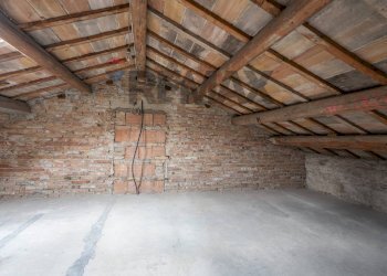 Parcheggio - Semi-detached house VIA DANTE ALIGHIERI
 
2, Rosora - photo 32