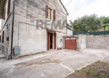 Casa all\'aperto - Semi-detached house VIA DANTE ALIGHIERI
 
2, Rosora - photo 38