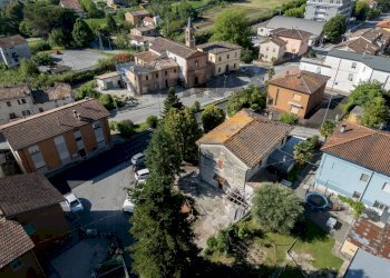 Casa all\'aperto - Semi-detached house VIA DANTE ALIGHIERI
 
2, Rosora - photo 40