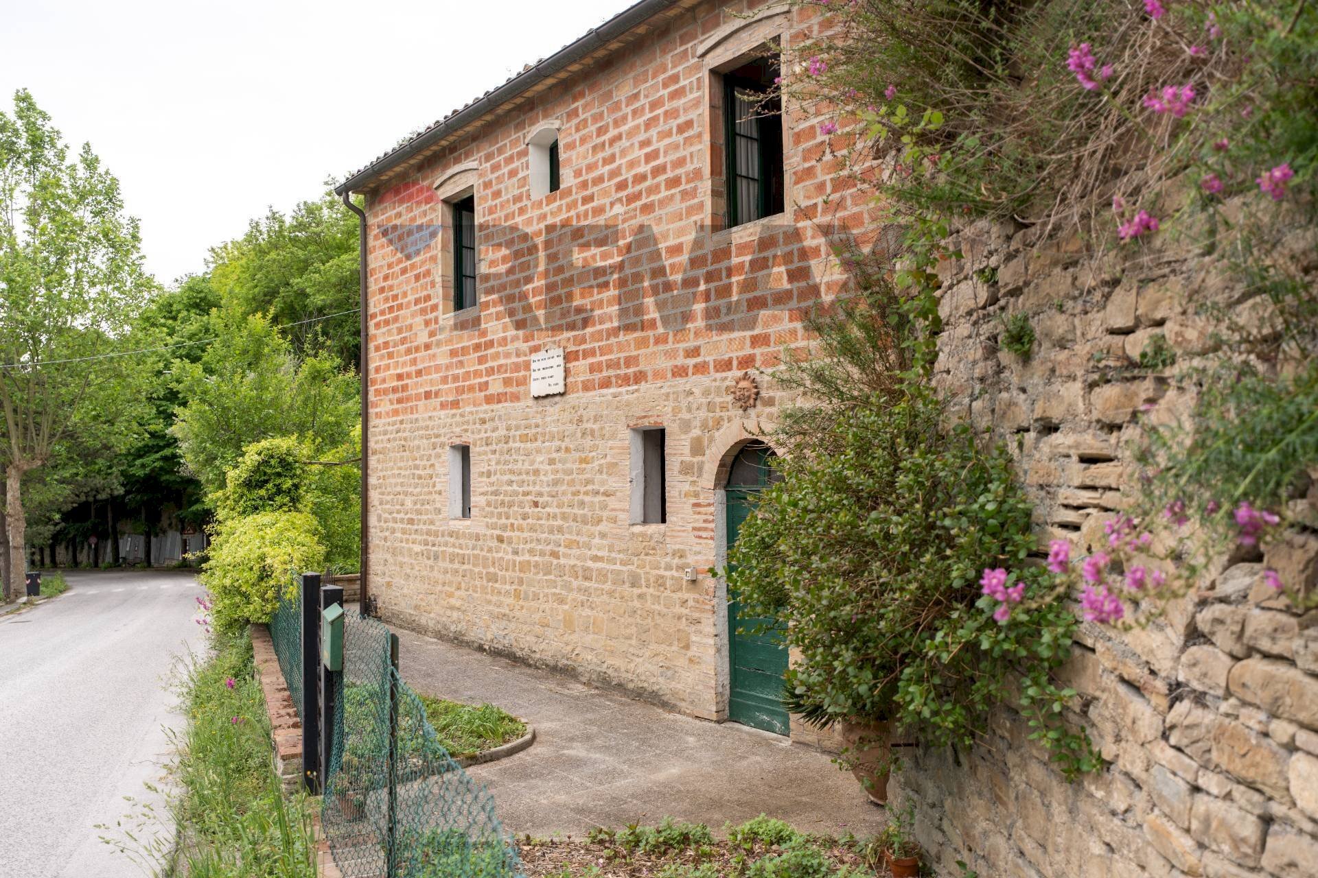 Casa all\'aperto - Casa indipendente Via Giovanni XXIII
1, Serra San Quirico - foto 2