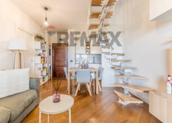 Sala da pranzo - Semi-detached Villa Via Passo Del Turchino
 
14, Roma - photo 4