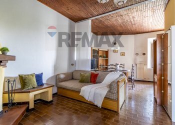 Sala da pranzo - Two-room apartment via Parrocchiale
 
20, Besana in Brianza - photo 1