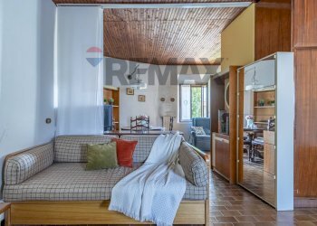 Soggiorno - Two-room apartment via Parrocchiale
 
20, Besana in Brianza - photo 2