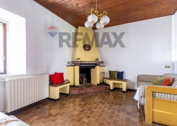 Soggiorno - Two-room apartment via Parrocchiale
 
20, Besana in Brianza - photo 8
