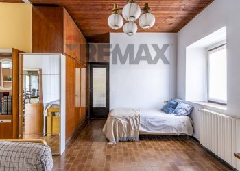 Camera / camera da letto - Two-room apartment via Parrocchiale
 
20, Besana in Brianza - photo 10