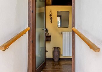 Hall / corridoio - Two-room apartment via Parrocchiale
 
20, Besana in Brianza - photo 20