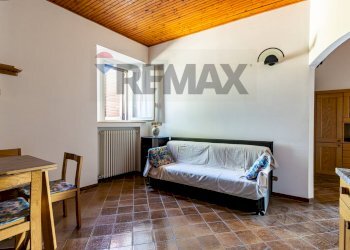 Sala da pranzo - One-room apartment Via Parrocchiale
 
20, Besana in Brianza - photo 8
