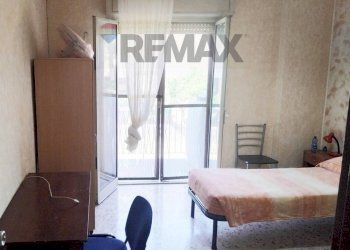 Camera / camera da letto - Three-room apartment Via Primo Condottieri
 
5, Messina - photo 12