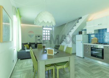 Sala da pranzo - Three-room apartment via san marco, Calatabiano - photo 5