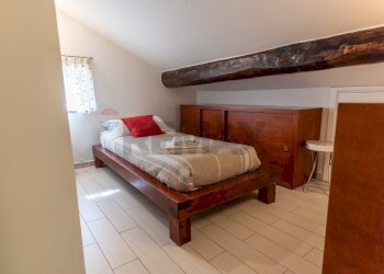 Camera / camera da letto - Three-room apartment via san marco, Calatabiano - photo 11