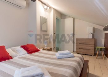 Camera / camera da letto - Three-room apartment via san marco, Calatabiano - photo 15