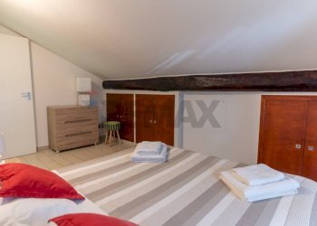 Camera / camera da letto - Three-room apartment via san marco, Calatabiano - photo 16