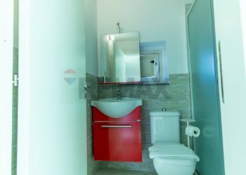 Bagno - Three-room apartment via san marco, Calatabiano - photo 18