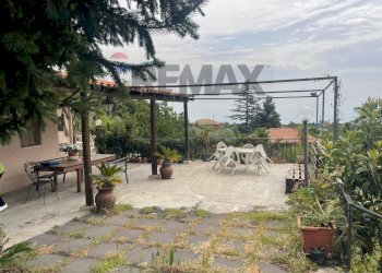 Giardino - Casa indipendente via Scacchiere, Zafferana Etnea - foto 8