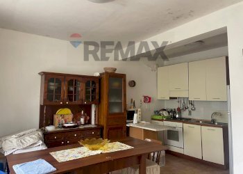 Cucina - Casa indipendente via Scacchiere, Zafferana Etnea - foto 9